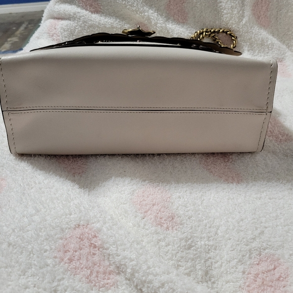 Coach Parker Cut Out Tea Rose Purse - Picture 8 of 10